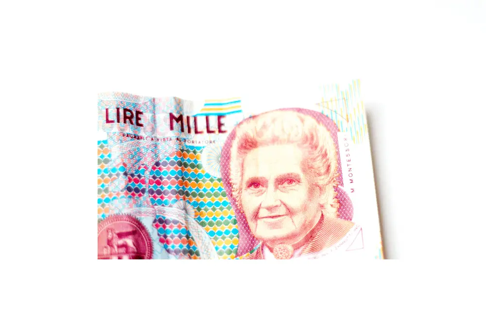 Old Italian Lire with Maria Montessori image