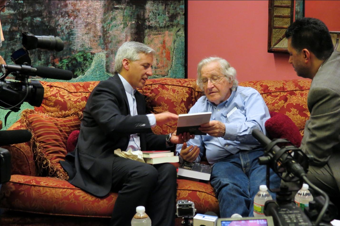 Noam Chomsky in conversation with Bolivian Vice President