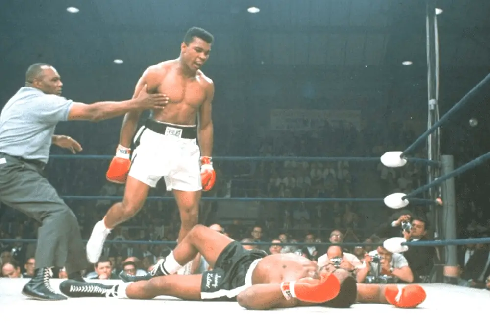 Clay vs Liston Knockout